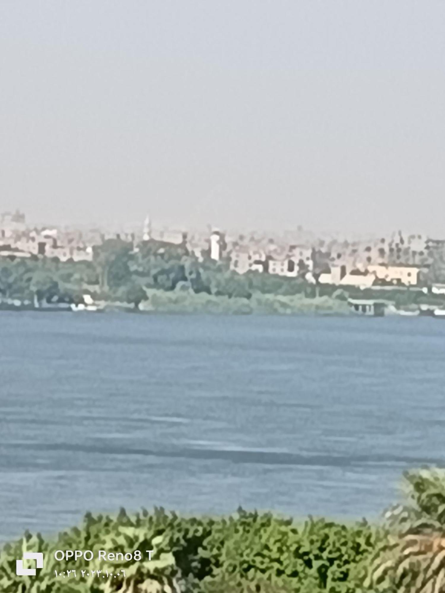 فندقيه فاخرة بمنطقة المعادى صف اول جميع الغرف تطل على النيل A Luxury In Maadi, First Row. Overlook The Nile