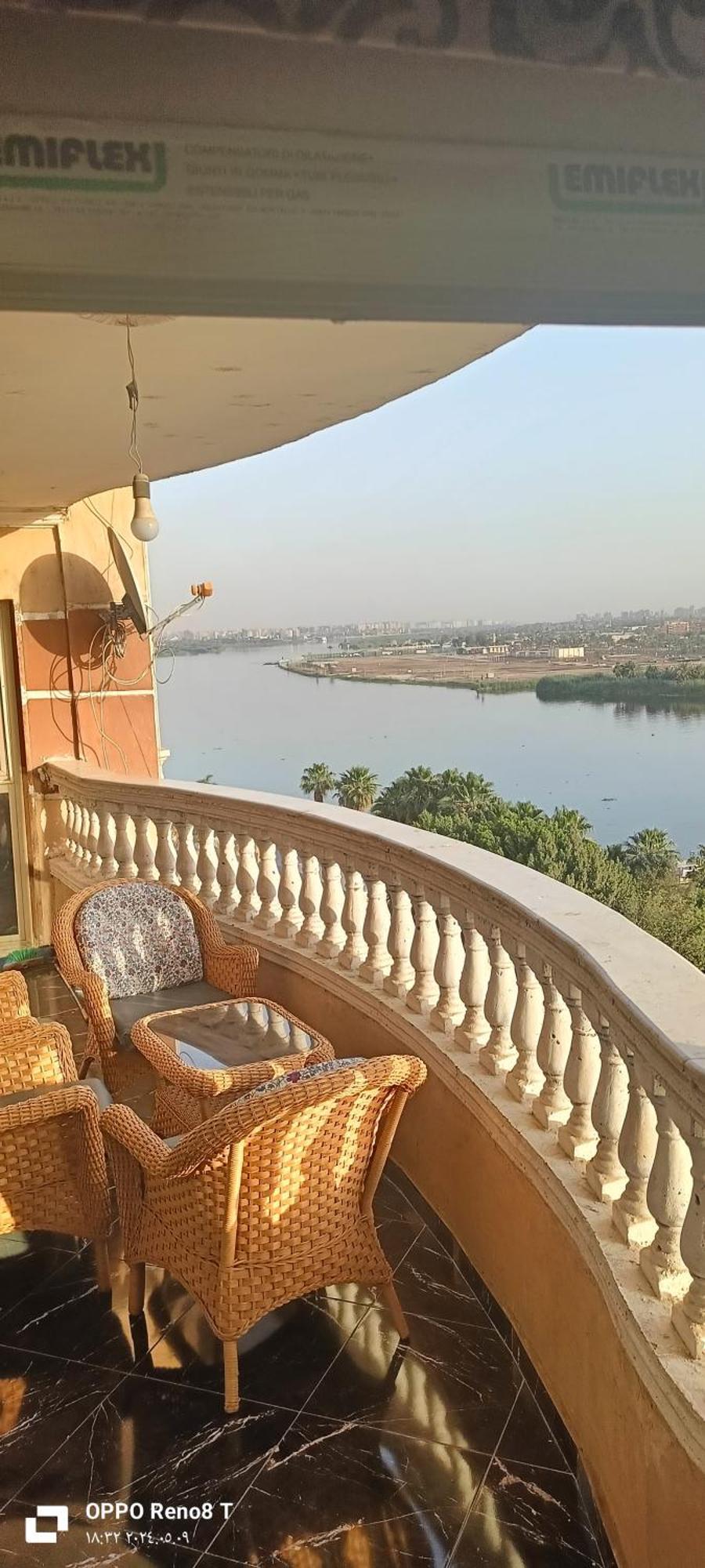 فندقيه فاخرة بمنطقة المعادى صف اول جميع الغرف تطل على النيل A Luxury In Maadi, First Row. Overlook The Nile *