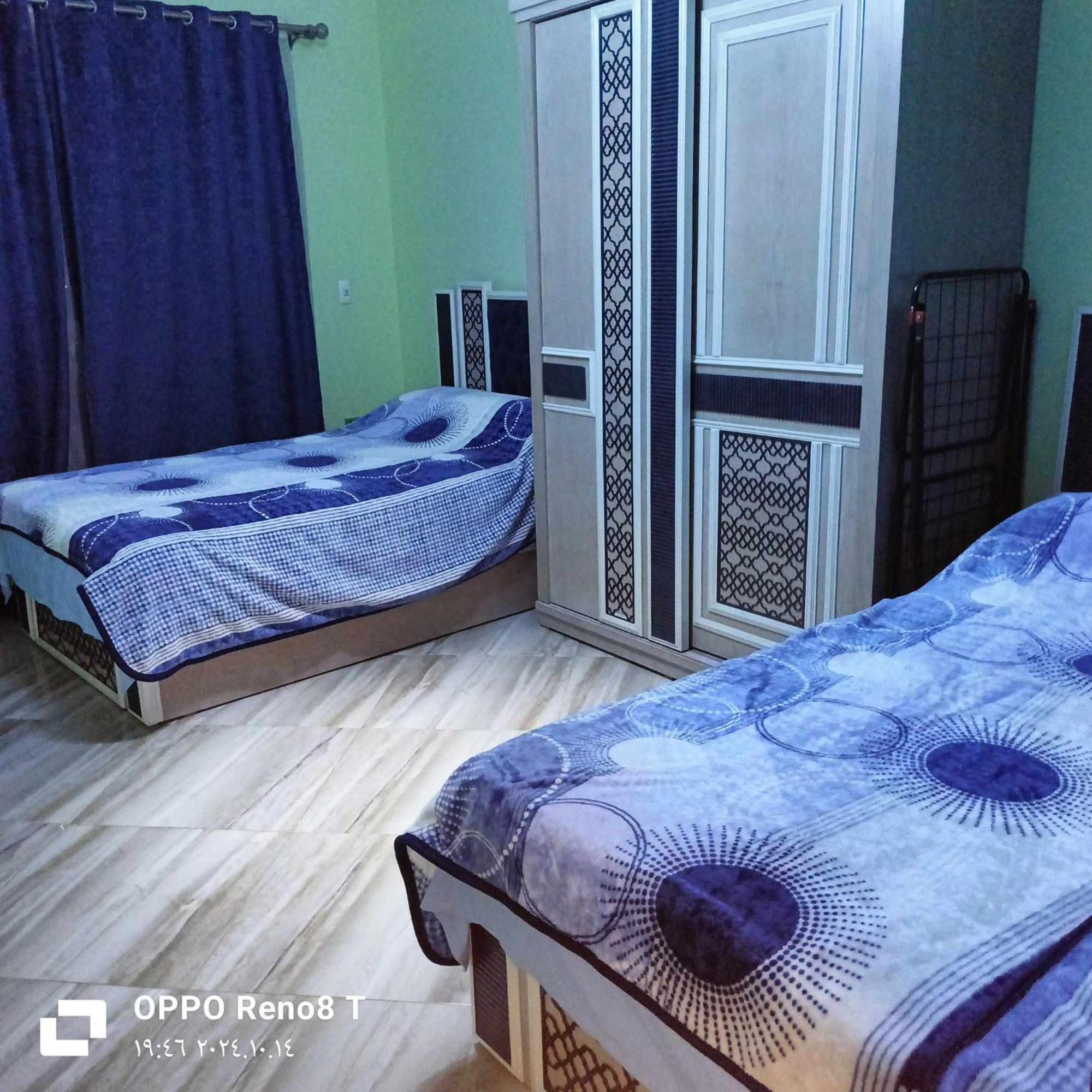 فندقيه فاخرة بمنطقة المعادى صف اول جميع الغرف تطل على النيل A Luxury In Maadi, First Row. Overlook The Nile *